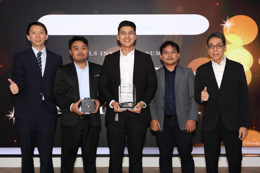 Ecoplus Solar Receives the Outstanding Installer Award from Huawei Philippines